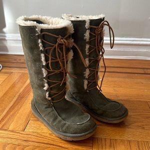 Ugg Uptown Lace Up Boots size 9